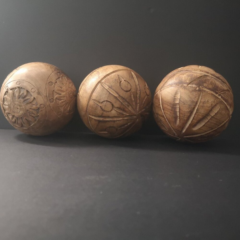 Hand Carved Decorative Wooden Orbs/Spheres Set of 3 with Carved Patterns 4"